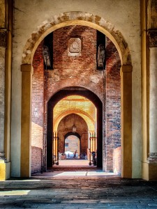 Ferrara Grand Entrance